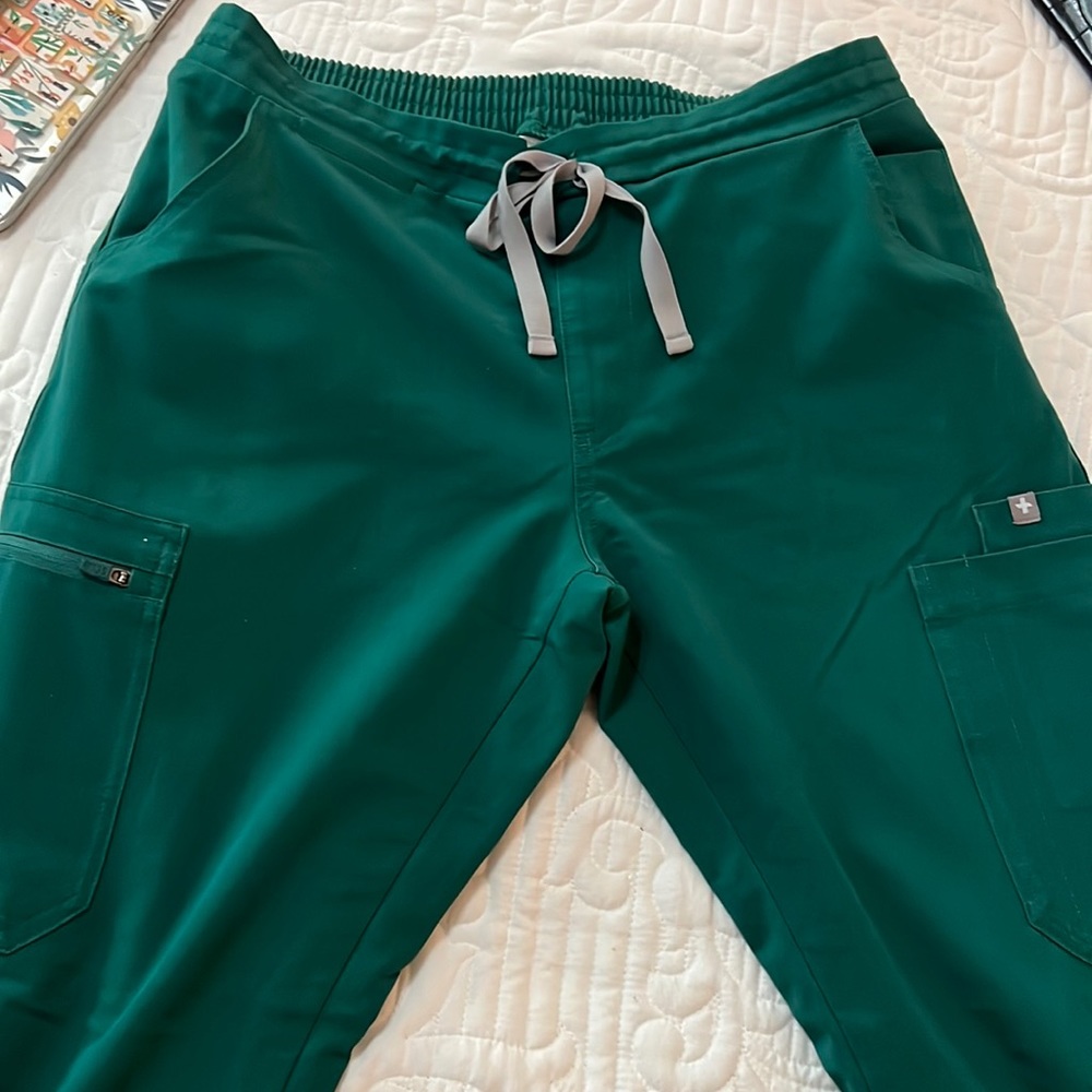 S/P Wear Figs Hunter Green Yola Scrub Pants